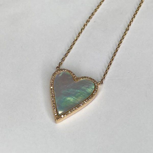 Cadena con dije de nácar