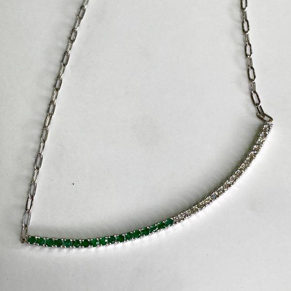 Cadena/Dije Oro blanco con esmeralda