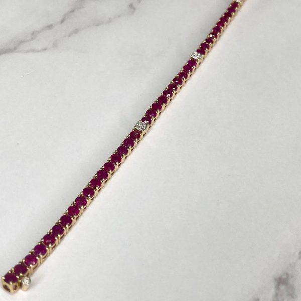 Pulsera de rubí