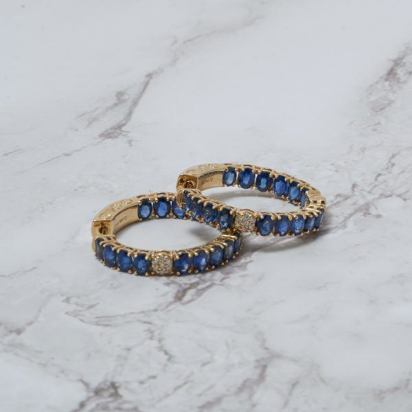 Aretes oro amarillo zafiro y brillantes